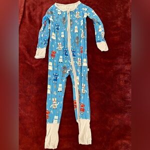 Little sleepies 18-24 mo